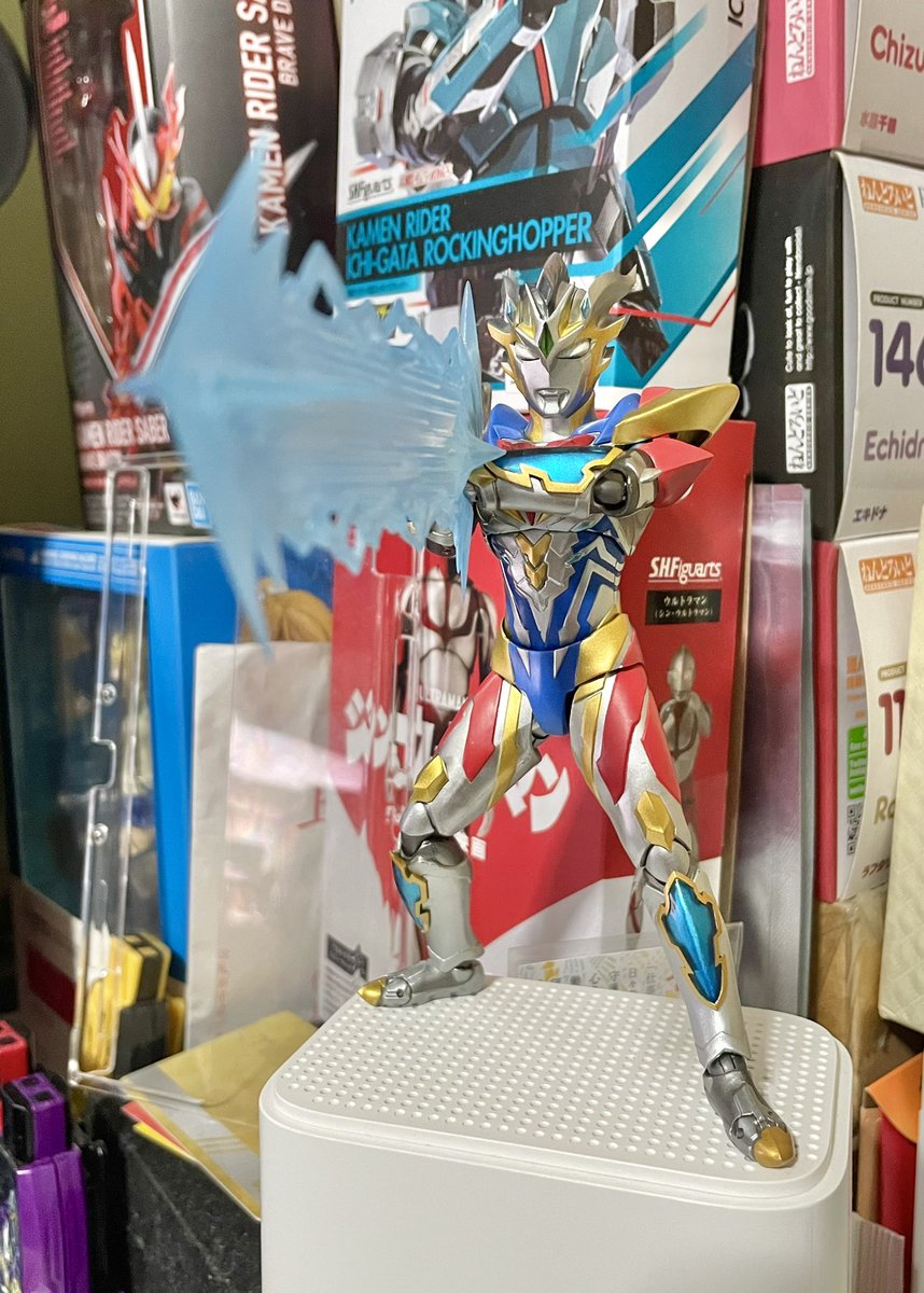 dextergoh49's tweet photo. パーツ交換😌　#ウルトラマンゼット　#ゼスティウム光線　#ゼットオリジナル #ultramanz #zestiumkousen #zoriginal https://t.co/TMo2BfZmU7
