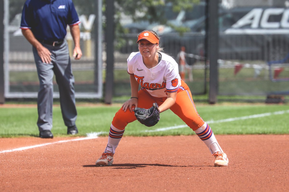clemsonsoftball's tweet photo. Welcoming a familiar face back to McWhorter today 🧡

Make sure you're in your seat prior to first pitch today as we honor Casey Bigham (@CaseyBigham17) for her time in the Orange and Regalia! https://t.co/hmWap5Gs6t