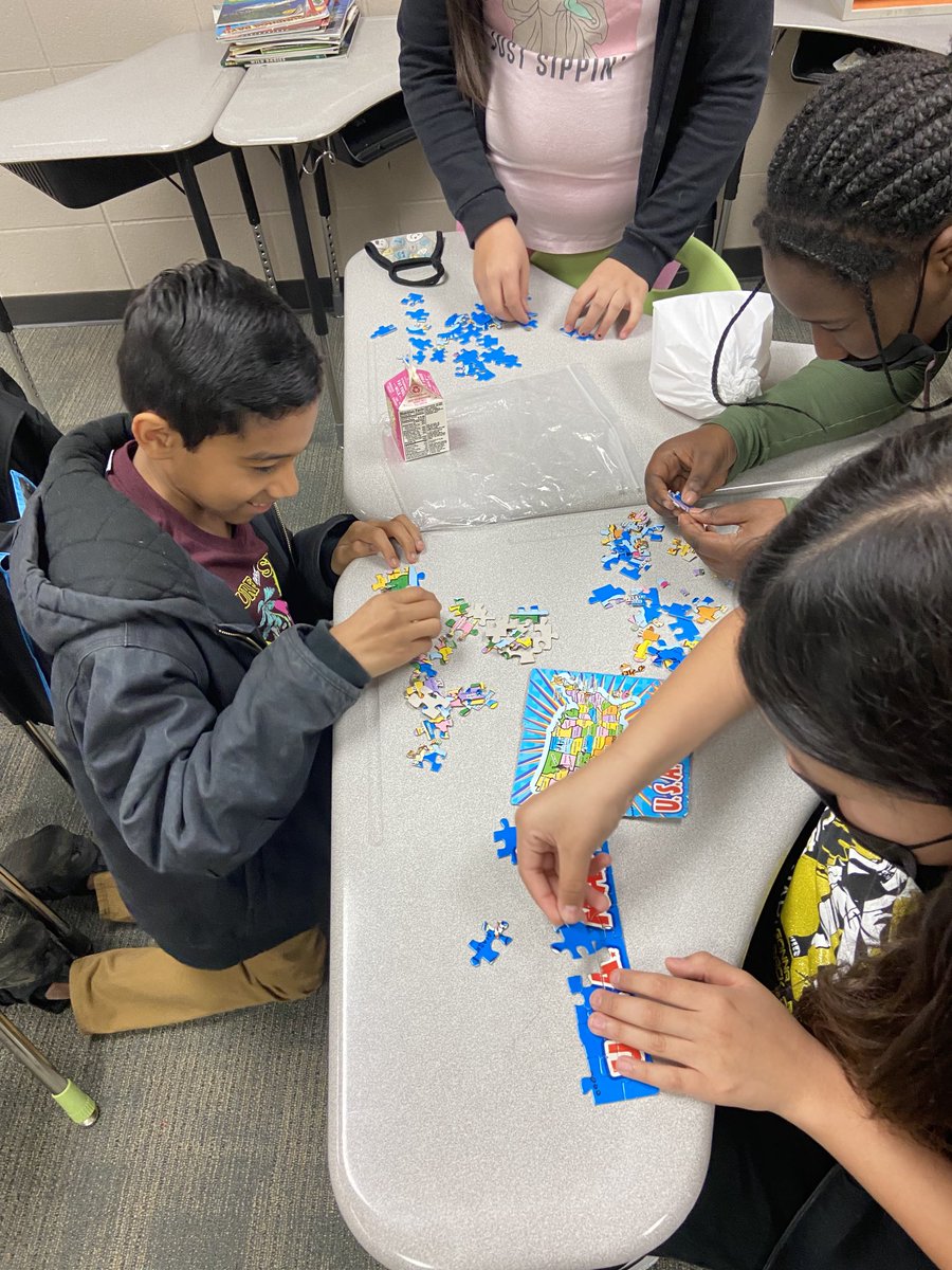 SESchlageter's tweet photo. The word of the month is cooperation. They did a fantastic job working together to solve the puzzles. https://t.co/GHcJ7LwzTW
