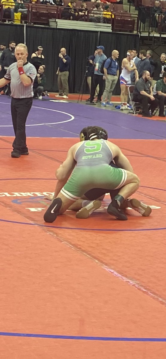 sciotoathletics's tweet image. CONGRATS to Matthew Howard as he secures at least a top 6 finish at STATES!!  Overcame some adversity 👀 in that match. GO IRISH!!