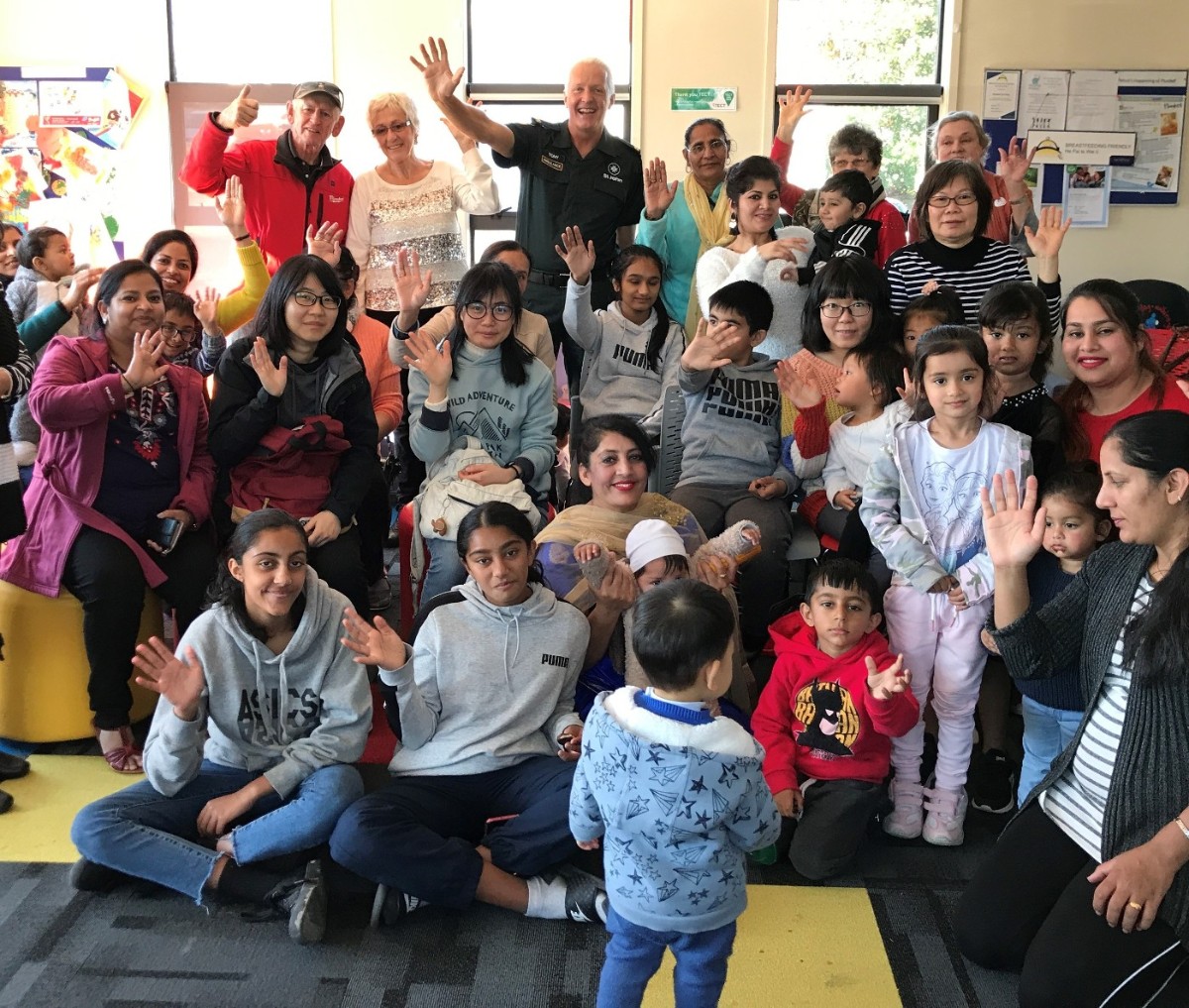 StJohnNZ's tweet image. In a cardiac arrest, CPR and defibrillation can increase a patient’s chances of survival by up to 40% ❤️

We have a free 3 Steps for Life course where you can learn exactly what to do.  Find all the info at fal.cn/3Steps

#3Stepsforlife #cardiacarrest #NZ #education