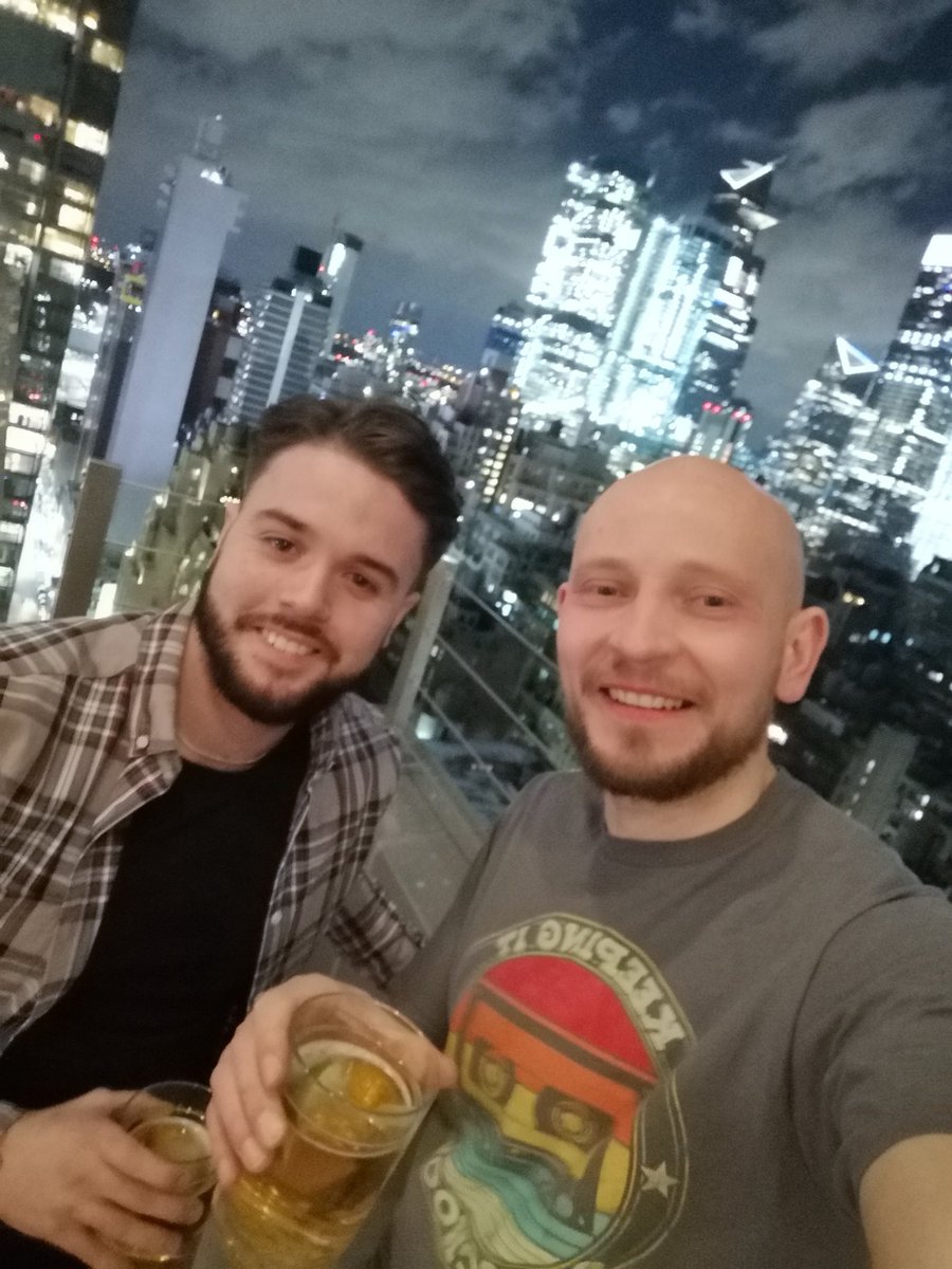 TomUXExpert's tweet photo. Drinks on the roof bar 🍺 @KurtLaunderUX #absolutelife https://t.co/ixk7D0NFvb