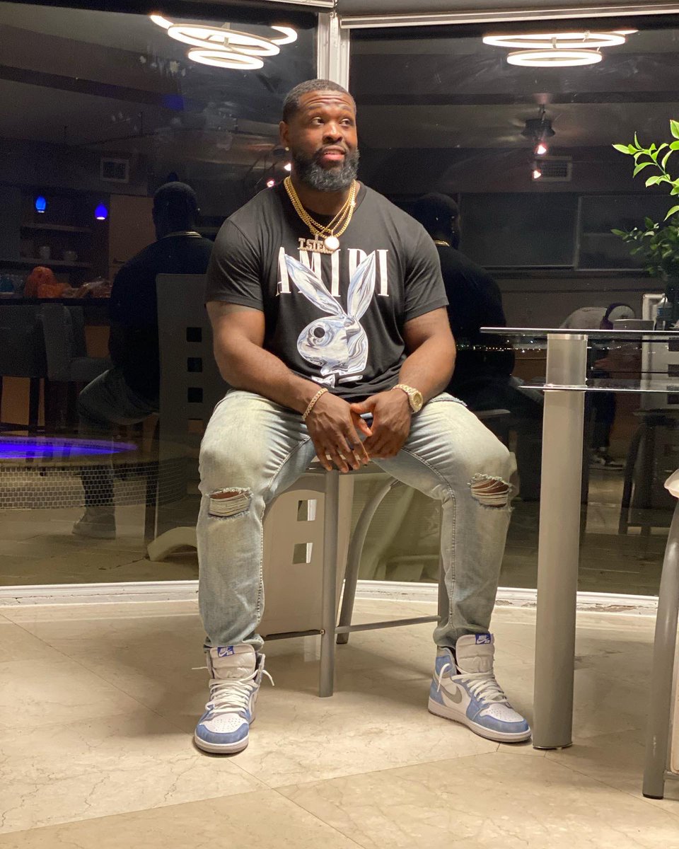 T_Armstead72's tweet image. 🏦💙…