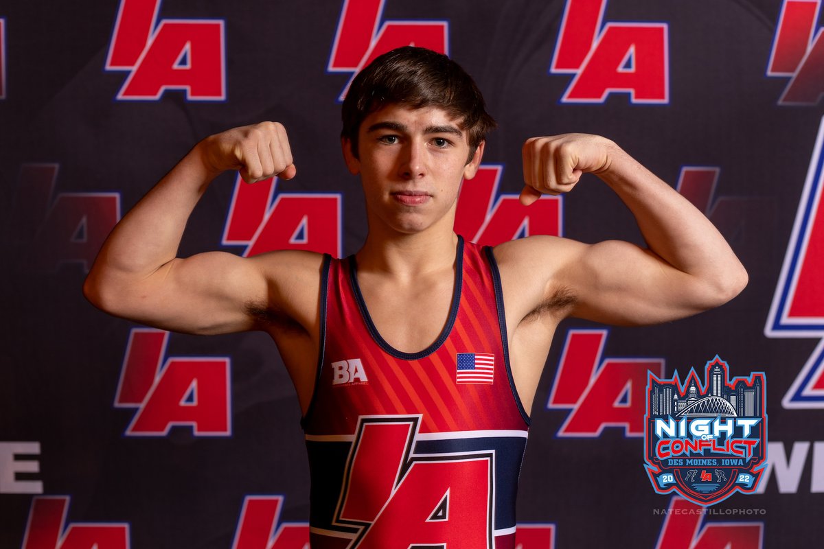IAwrestle's tweet photo. Koufax Christensen (Waukee Northwest) dec. Eli Becerra (Missouri Valley), 8-4 #IAhswr #NightofConflict 

https://t.co/BNj0QiHfMN https://t.co/BsZ8bREkVn