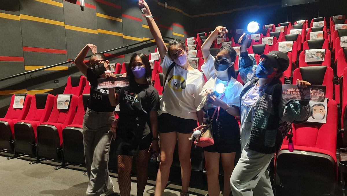 JinKanto's tweet photo. Helllo Seokjinies!!! Hello ARMYSsssssss!! I had a blast thanks to you guys!! Nice meeting u!! Borahe!!🎉🎉🎉🎉💜💜💜💜🥰🥰🥰
#TeamSMCinema4 
#PTDLIVEVIEWINGPH
#SMLEGAZPI https://t.co/8YDj2WhGZw