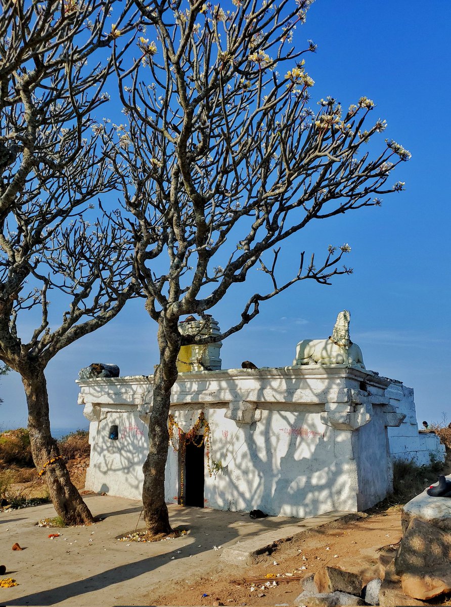 oops_overwhatif's tweet photo. #Makalidurga https://t.co/qQhTAwiKWQ