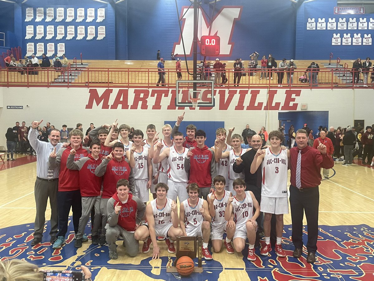 JCDSports's tweet photo. REGIONAL CHAMPS! https://t.co/n7XmXMVKSX