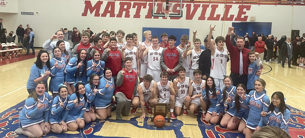 JCDSports's tweet photo. REGIONAL CHAMPS! https://t.co/n7XmXMVKSX