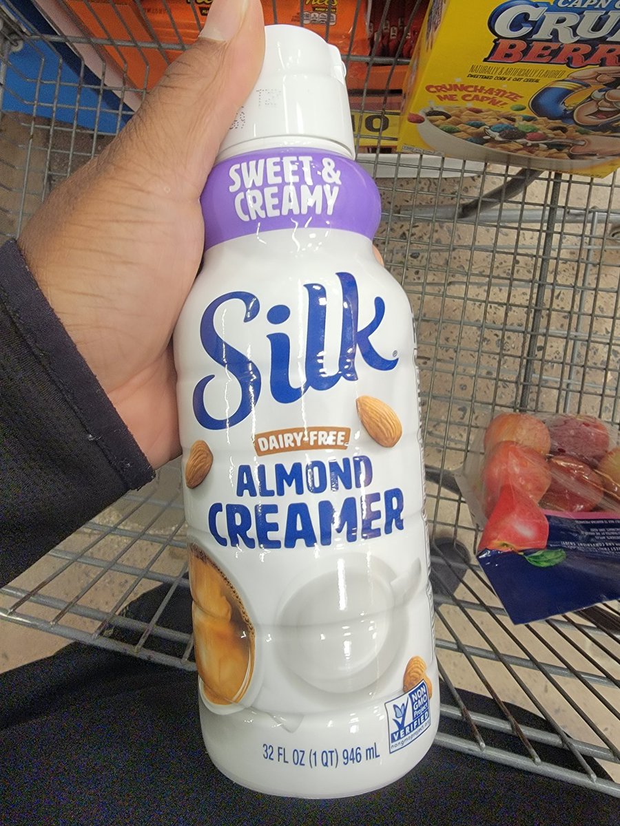 TyriHamilton's tweet photo. @geechigottimbb your whole round vs Mike P keeps replaying in my head everytime I see a bottle of Silk milk or creamer, smh. https://t.co/UydLQ9HVL5