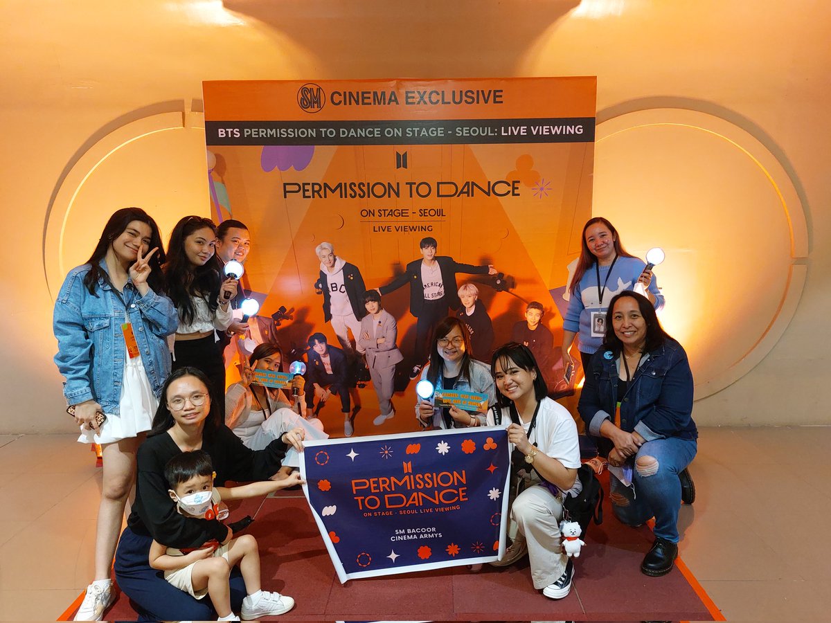 marahuyosaiyo's tweet photo. Had so much fun kahapon and super worth it ung pagod 🥰💜 Ilang beses kami pinaalis ng guard at di pinayagan ng event staff na magbigay ng freebies pero in the end, naubos lahat 😂 

Super thank you sa mga kasama kong nagprep ng freebies🥰 Madami pa din kami ink. G na next event? https://t.co/TV6PTrMycU
