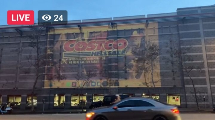 DxEverywhere's tweet photo. LIVE at #Costco projecting “Imperial Dust” to expose the criminal animal cruelty &amp; environmental destruction behind @Costco supplier @OneWorldBeef. #NoMoreFactoryFarms #AB2764
https://t.co/9106Iz2vDu
Watch:
https://t.co/xjn6ju4SNV https://t.co/PNY0WB6H0E