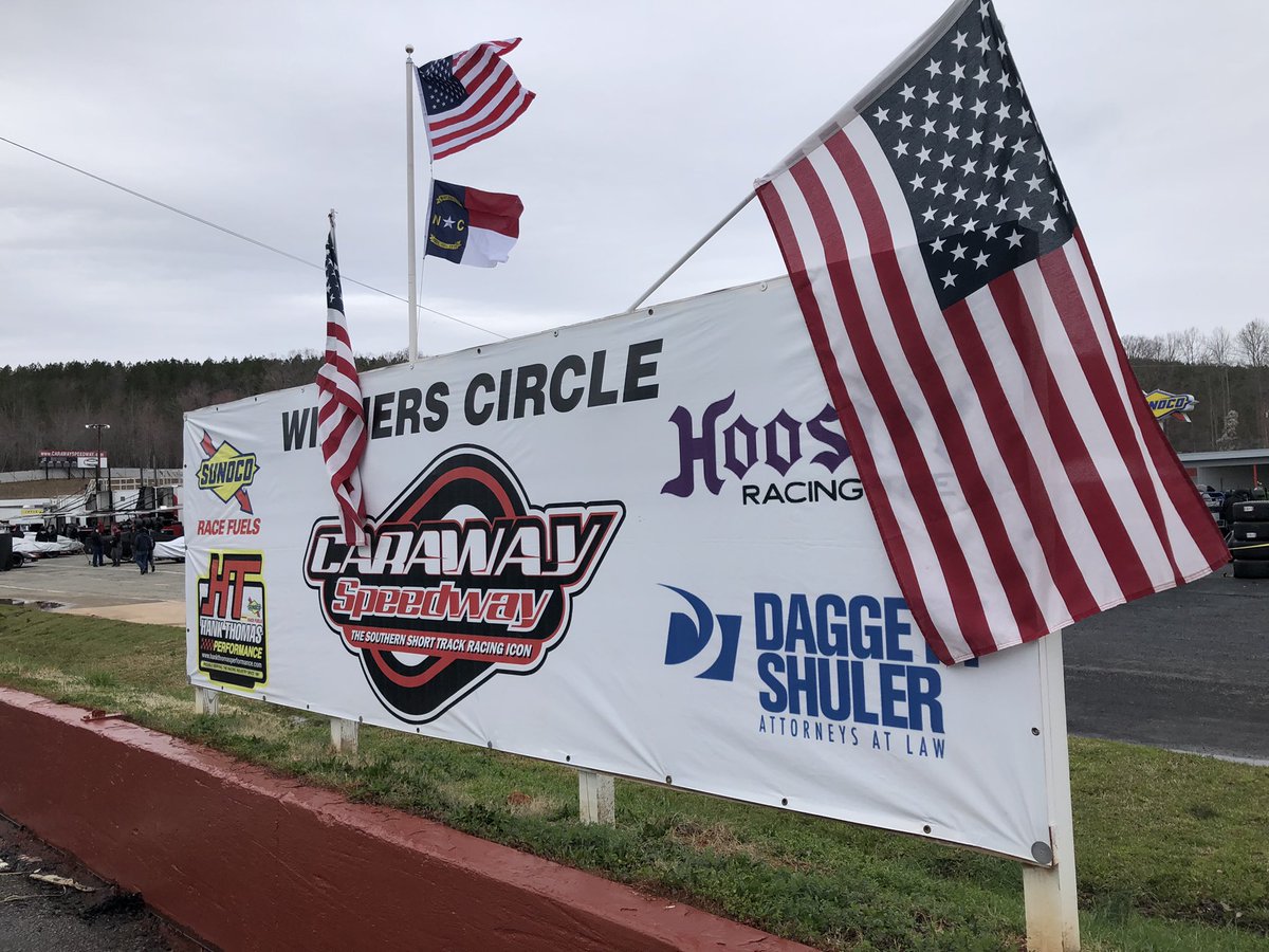 timterry0's tweet photo. Final race of this vacation is tomorrow at @carawayspeedway. Looking forward to taking in the @CARSTour #ONSN before heading home in a few days.
At least the snow today prepared me for the trip back to the Maritimes! π https://t.co/GSQ1zU6Nzc
