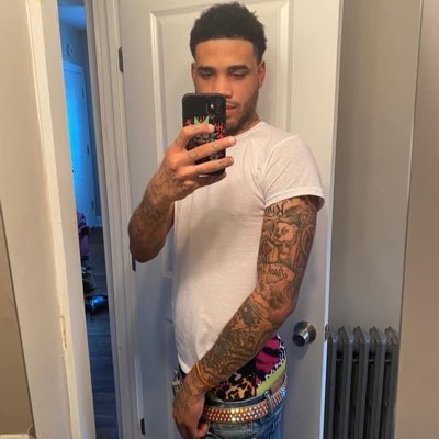 Aj_Boyce4's tweet photo. #NewProfilePic https://t.co/YMmCFgqpEA