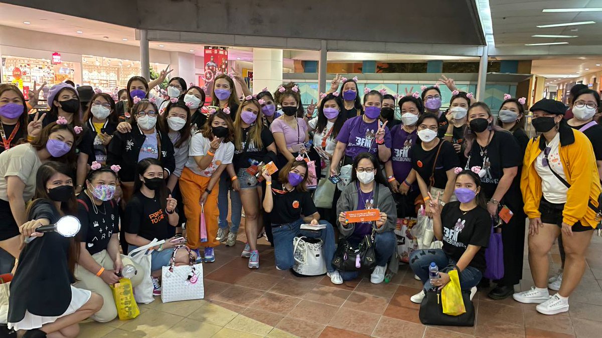 jnrh_pysn23's tweet photo. Nice to finally meet youuu KB'sππππ
#BFMBestForMe https://t.co/fGff14Gzfs