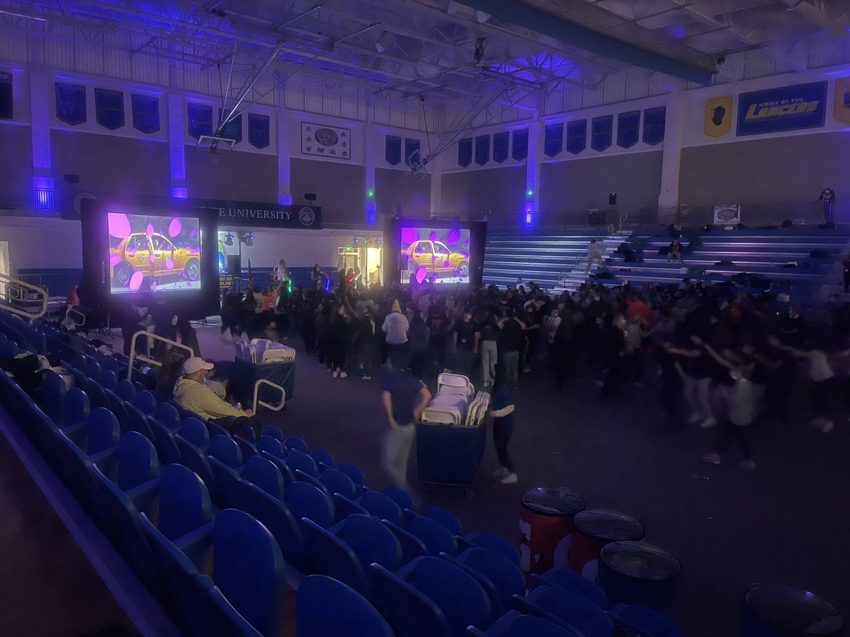 cchatham5's tweet photo. @HopedaleSTUCO  had a great time at the in-person MASC Spring Conference at WSU!  Thank you to @MA_StuCo for hosting a great 2022 conference.  Looking forward to next year! @hopedalejshs @DerekAtherton1 @HopedaleAP @kcrebasehps https://t.co/ux126siiMe