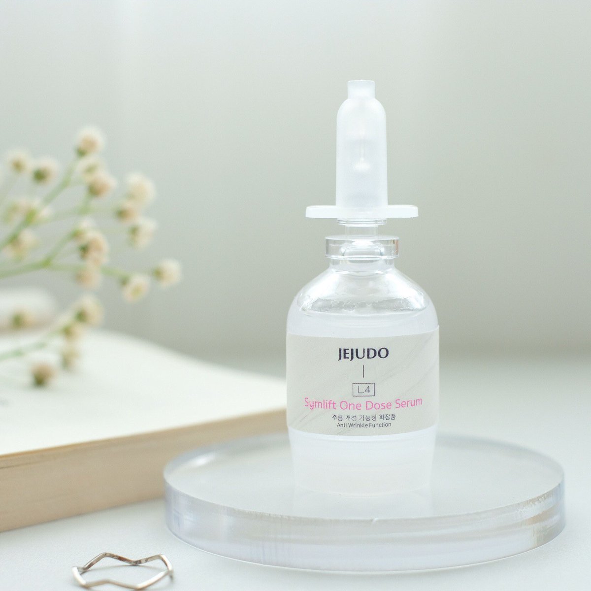 WpShopsugar's tweet photo. JEJUDO [L4] Symlift One Dose Serum 

Sale 120฿ 10ml. / 190฿ 30ml.

เซรั่มช่วยเติมเต็มริ้วรอยให้กลับมาสวยใสอีกครั้งด้วย “SymLift” สุดยอดสารสกัดจากธรรมชาติ ช่วยให้ผิวอิ่มฟู ลดเลือนริ้วรอย ร่องลึก เพิ่มความชุ่มชื้นให้กับผิว เห็นผลชัดเจนทั้ง Short Term &amp; Long Term Related products https://t.co/CC5bFEV0dD