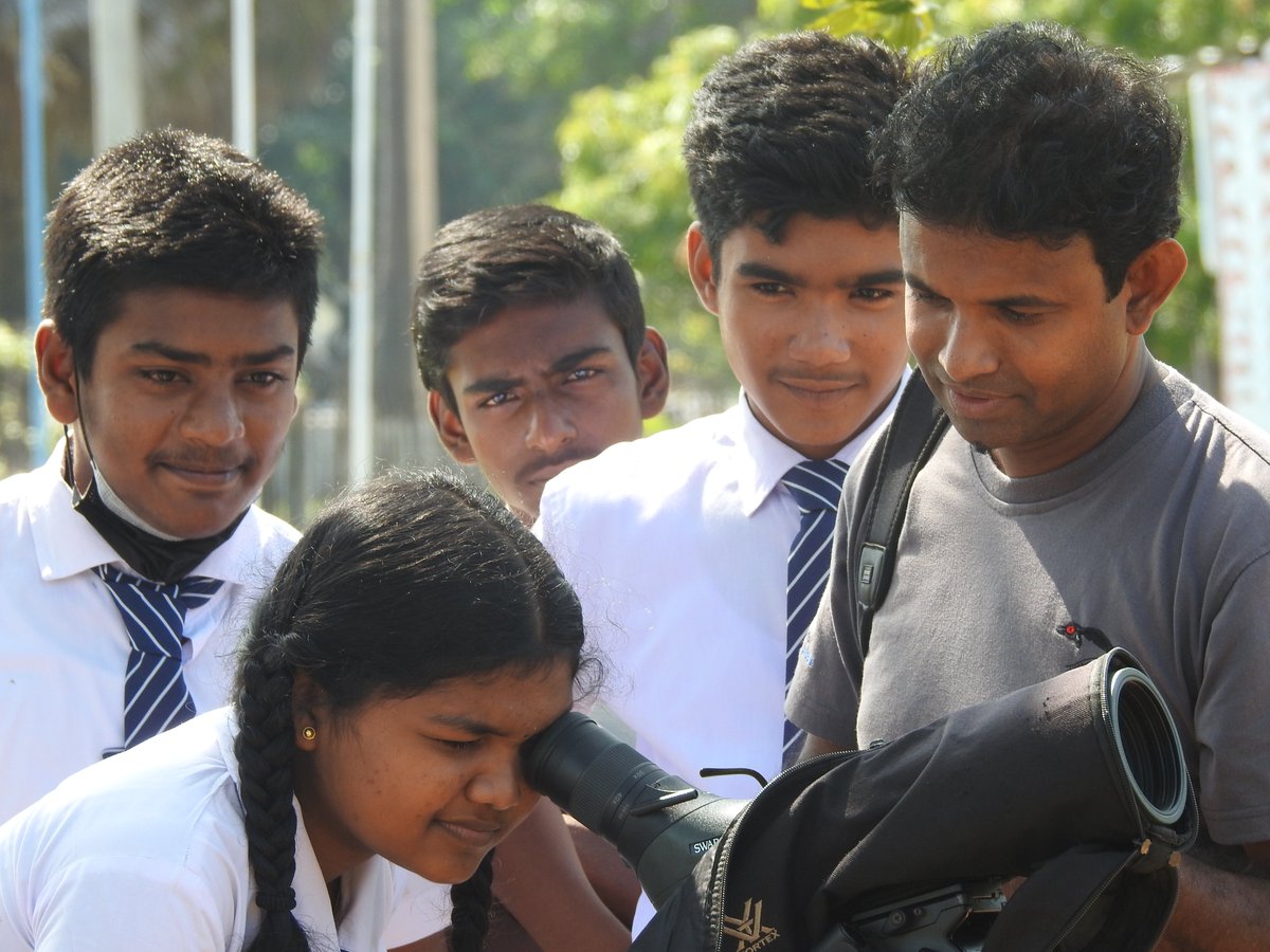 gayomini's tweet photo. ‘Guardians of Birds – Mannar’ is a series of school programs that we, Field Ornithology Group of Sri Lanka conduct in colloboration with Oriental Bird Club &amp; Palmyrah House, Mannar, to raise the awareness of children on Mannar's importance for migratory birds. https://t.co/tpajCaGz8J