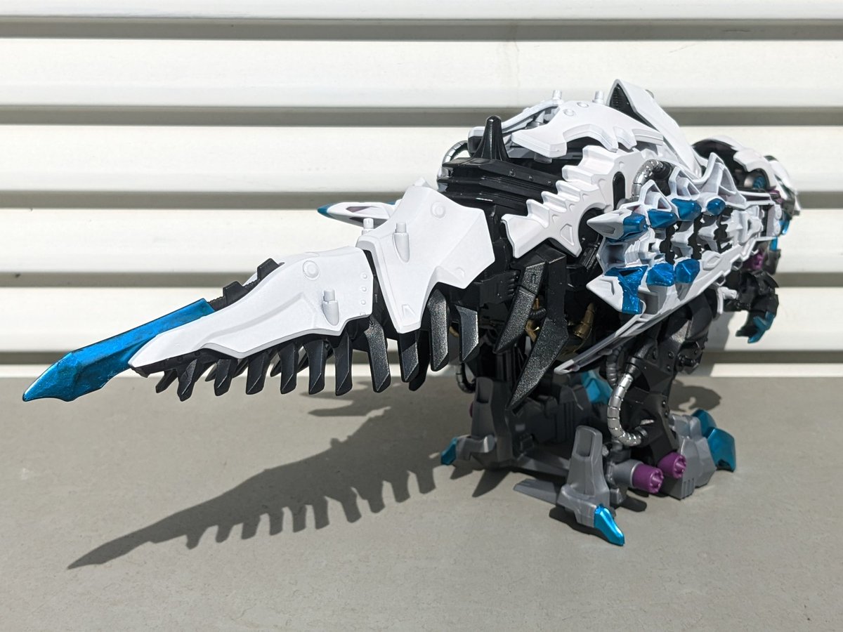 デスレックスオリジン完成〜 キャップの色とか ちょいちょい手抜きして