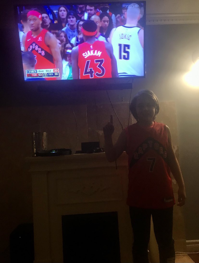 Listen2Jake's tweet image. #tangerinefanangle