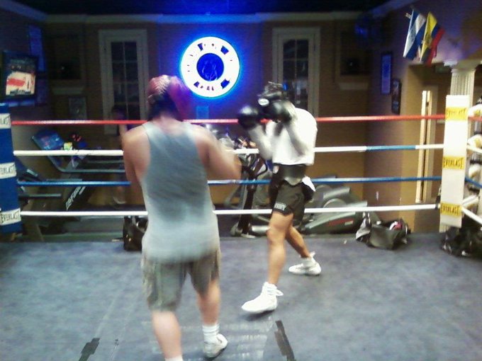 That time Mario Lopez beat me up. LOL https://t.co/vwAyquZvWh