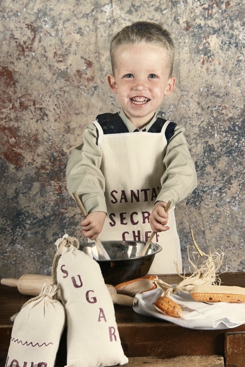 MelissaSScott's tweet photo. It’s Logan Eve!!! He’s about to mix his way into 23!!! https://t.co/Cwv9rST3BX