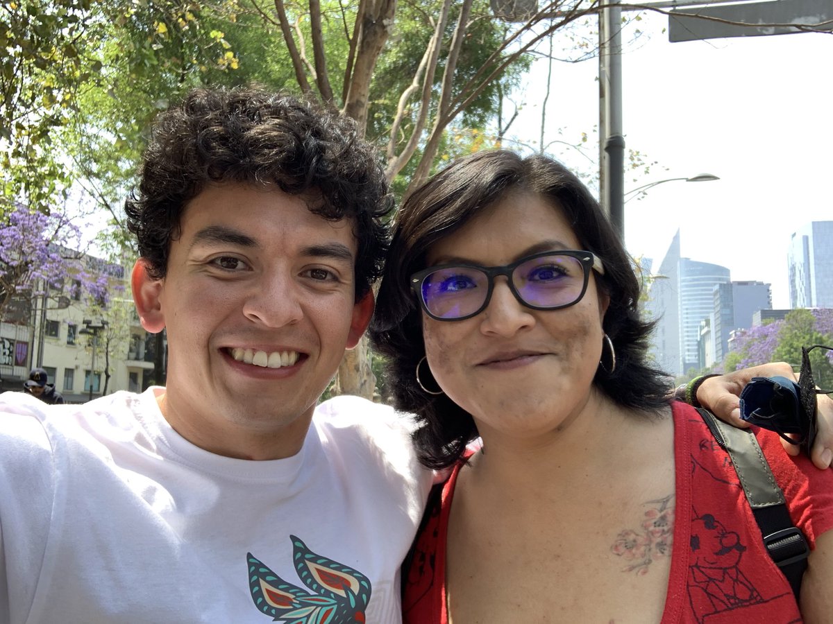 GaboSayaRanza's tweet photo. Porque días espectaculares se pasan a lado de personas espectaculares. Y que mejor con la mujer más espectacular que conozco. La que me motiva y me enamora sin límites. Gracias, corazón mío!!!! Por días como los de hoy y por siempre estar a mi lado.
#SolosTuYYo
@AideCordova https://t.co/PChBtoh7BO