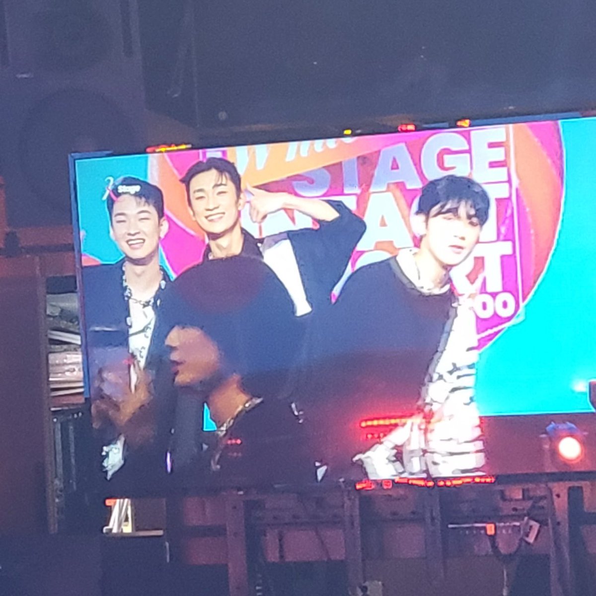 Official2z_jp's tweet photo. ใพใใชใ1ๆใงใ๏ผ๏ผ 2ZใฎK stageในใใผใธใๅงใพใใพใ๏ผ
ไปๆฅใฏ็ใใ็ใใใๆบถใใ่จ็ปใงใใ
ใใใฌใ tv! Pocketlive!ใง่ฆใใใจใใงใใพใ!!
ไปใใ GOGO๏ผ๏ผ๏ผ๏ผ
#2Z #2Zband #Kpop #kstage #pocketlive https://t.co/EwECZ5SFDf