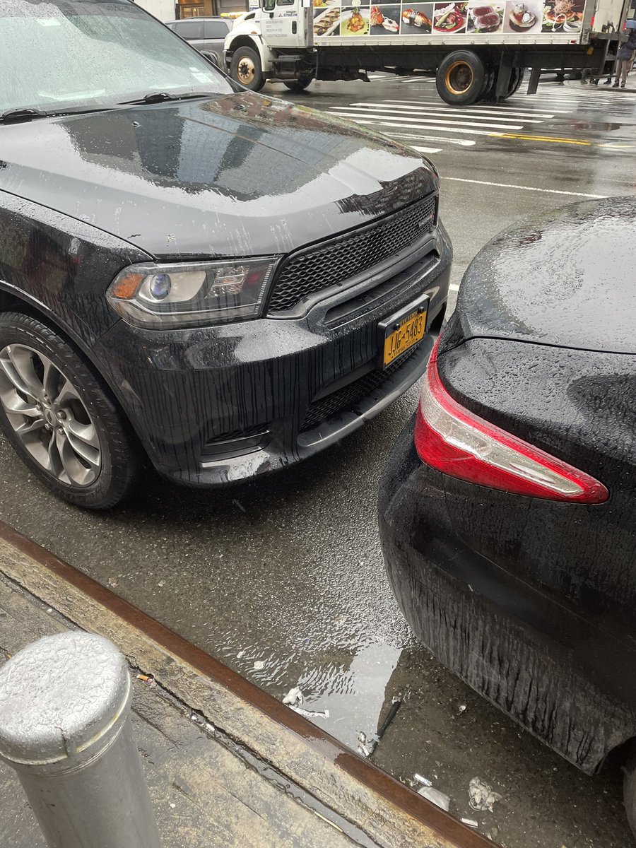 placardabuse's tweet image. Look how evil this cop is. Modified 2 characters on their @nysdmv license plate. Blocking half of the crosswalk, too.

@HowsMyDrivingNY JJG5483:NY

#PlacardCorruption 
#CultureOfCorruption