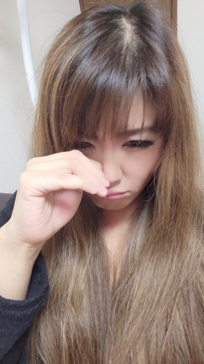jyoshi_RuMi's tweet photo. 凹んでます。

とてつもなく凹んでます。

ゴールド免許よサヨウナラ😢

今の私を慰めてくれる優しい人はいないか… https://t.co/MDYpVOgHZV