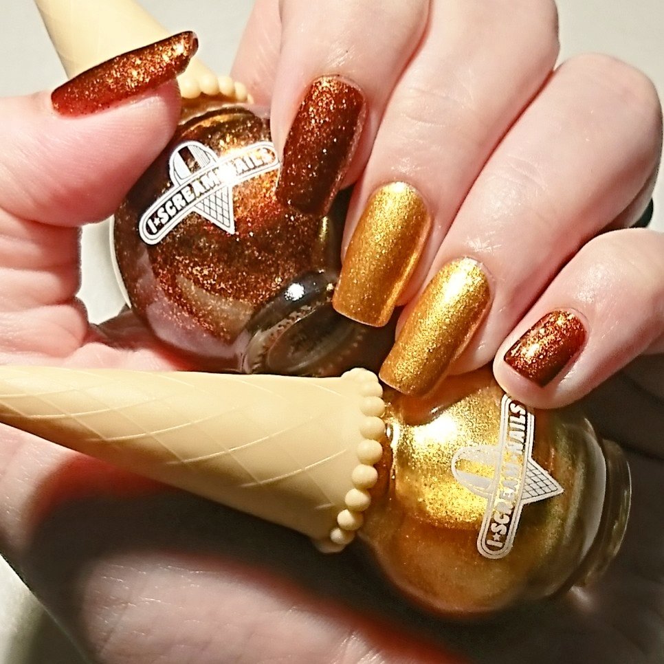 delicatelie89's tweet image. This week's polish: I had a relaxing afternoon swatching with four shimmering polishes I recently purchased from @iscreamnails 👀😅🤷🏻‍♀️. This is #messexpress #pureangel #hotsyrup and #lovenectar! 🍦🍨💅🏻😍✨ #iscreamnails #nailpolishaddict #givemesparkles #indipolish