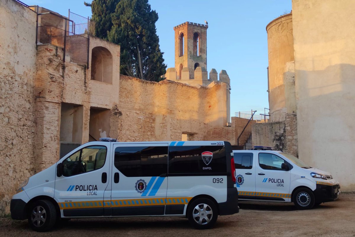 policiabadajoz's tweet photo. #tupolicialocal #masceradeti #Giapol https://t.co/JAkeqoCoCl