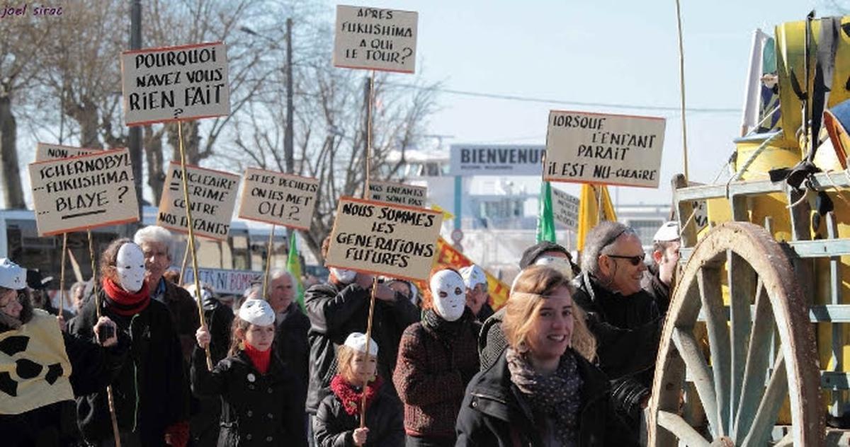 SO_Bordeaux's tweet photo. Quelles manifestations ce dimanche 13 mars à Bordeaux ? https://t.co/URTO65wV09 https://t.co/hg8Z49bxaQ