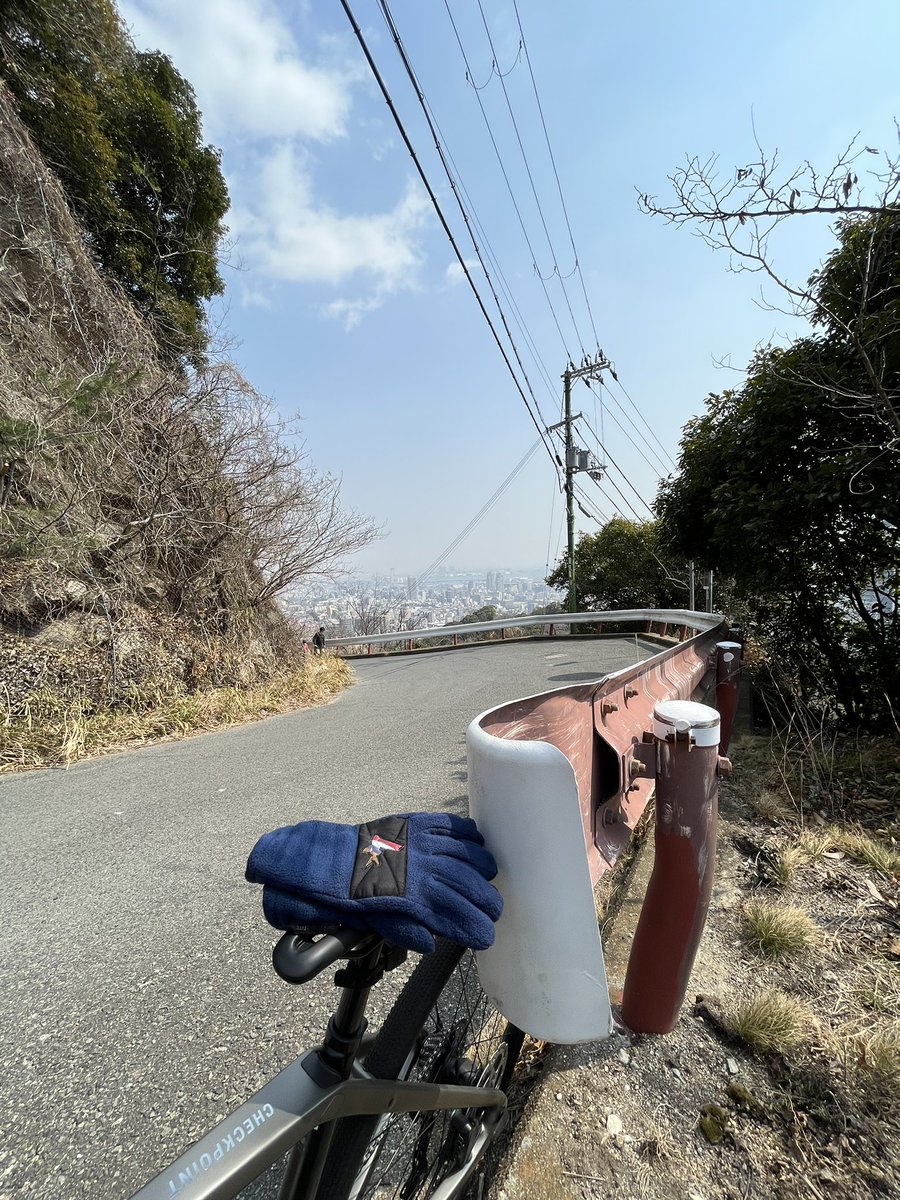 checkpointsl's tweet photo. 昨日のプチ  #ヒルクライム
登山道の茶屋でほっこり
 #市ケ原 #Checkpoint  #ポタリング https://t.co/oQK8AV3HHJ