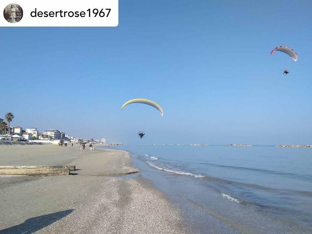 guardapsgiorgio's tweet photo. #buongiorno_portosangiorgio 
E #buonadomenica!

Cosa farete oggi?

📸  by @desertrose1967 
📍Spiaggia, Porto San Giorgio
.
👇👇👇👇
#️⃣ #guardaportosangiorgio #portosangiorgio
Segui, Fb e Insta @guardaportosangiorgio 
.
Potremmo condividere il tuo scat… https://t.co/MbuNrVQixp https://t.co/AKejYU4cu3