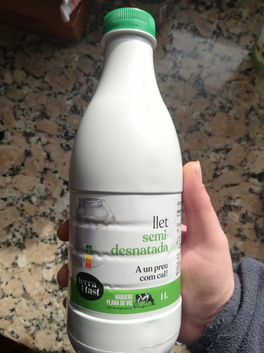 Trencalos_PPCC's tweet photo. Per fi vam poder comprar llet a UN PREU COM CAL per als productors!
Gràcies @immaps per la lluita constant, i difusió què en fas.
Comprar a productors locals és inverir en futur! https://t.co/P3h3ZOpUS5