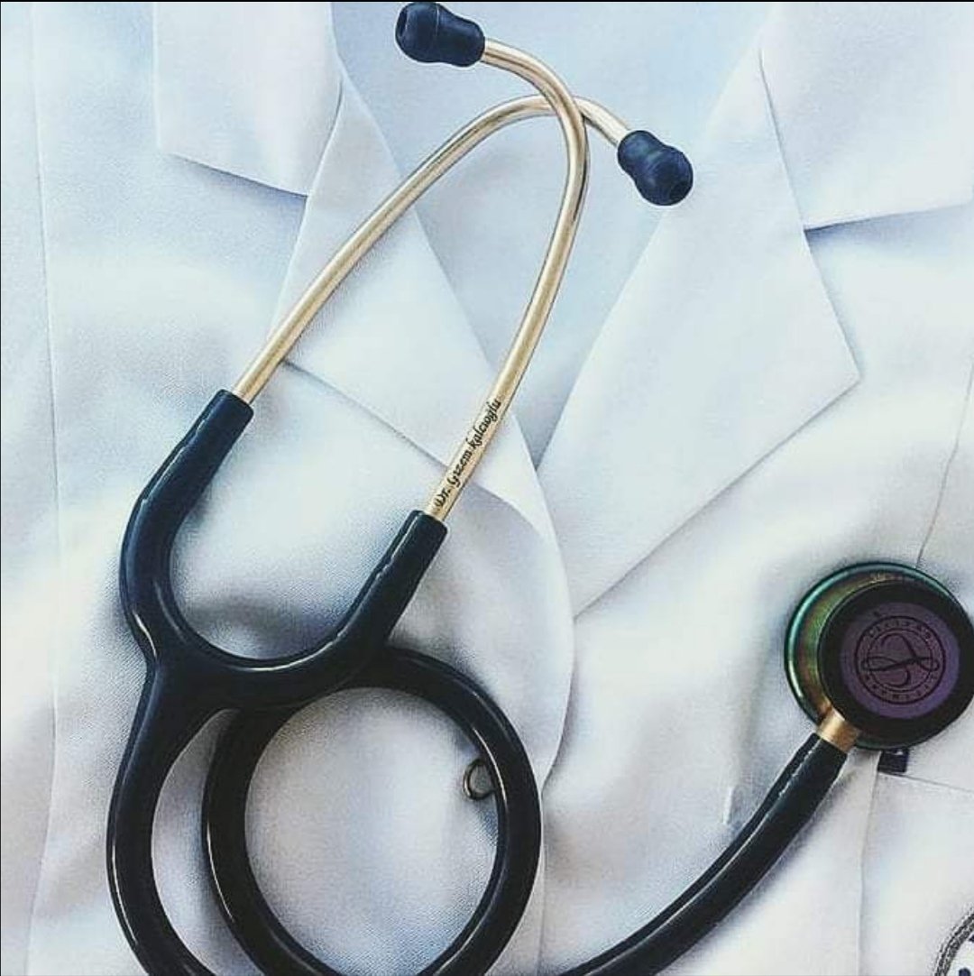 Stetoskop en pahalı takıdır. Elde etmek için ödenen bedel gençliğimizdir. Kolay elde etmedik. Kolay kolay bırakmayacağız. Tıp Bayramımız şimdiden kutlu olsun.
#14MartTıpBayramı