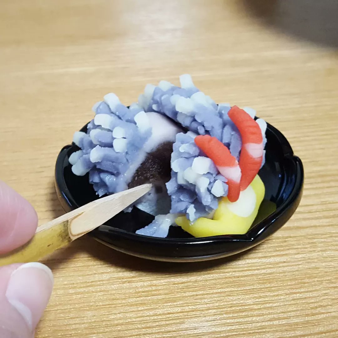 Twitter ばこ 6 Umiむつうみ 次は 海の 展9 4月予定 على تويتر 本日の 自宅で和菓子作りは 練り切りのキントン使いで ムラサキミノウミウシ さんに挑戦 色だしが難しい ねりきり ねりきりウミウシ 和菓子 和菓子ウミウシ T Co