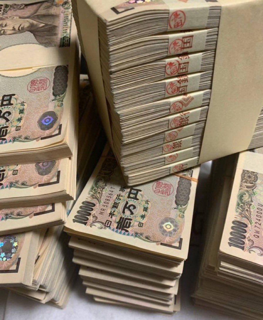 hashimoto45c's tweet photo. 総 額 3000万 円 プレゼント！

100万円を30名の方へ！
【先着優先】

【参加方法】
フォロー＆ＲＴだけ

個人情報一切いりません。 https://t.co/ZuMeMCSOUX