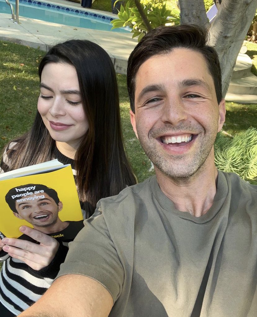 Josh Peck And Miranda Cosgrove