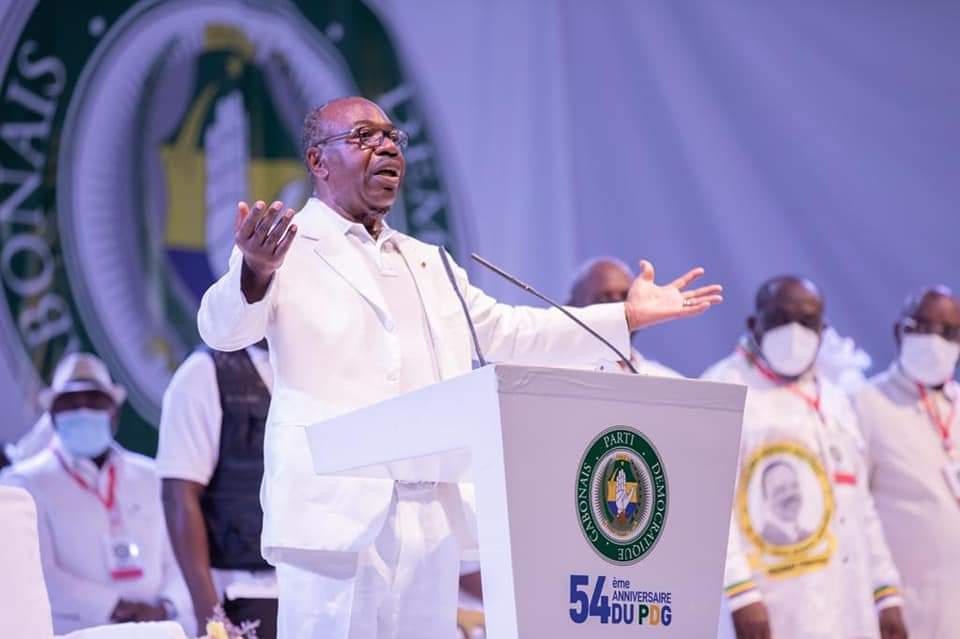AboAllons's tweet photo. Le @parti_PDG est le parti des Gabonaises et des Gabonais. 
De toutes les Gabonaises et de tous les Gabonais. Sa porte restera toujours ouverte. Mes bras resteront toujours grands ouverts ! 

#ABOallonsy https://t.co/wJg6fC7JJh