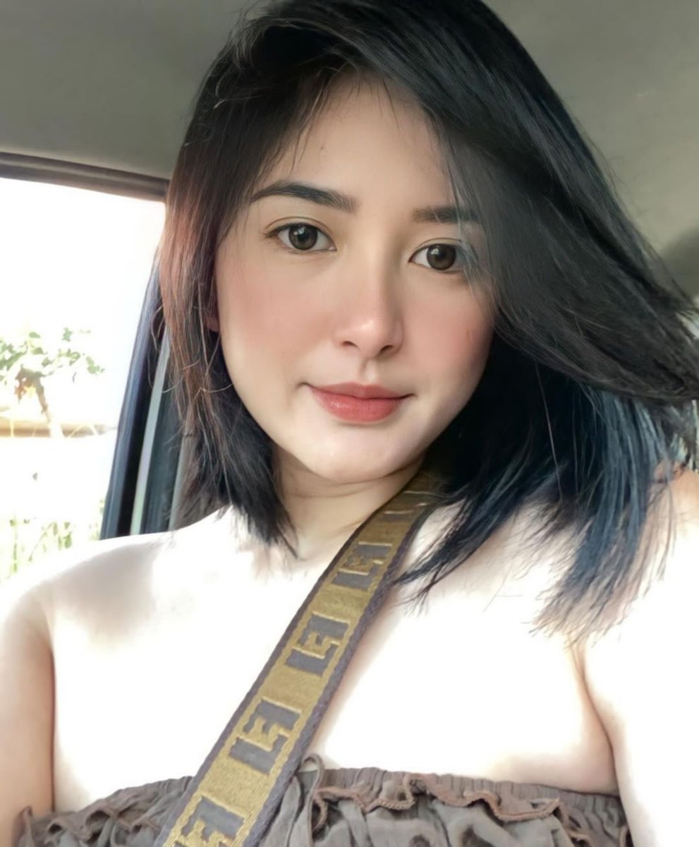 Happyanh1's tweet photo. Onmyway to office 😉 https://t.co/5M0AbbTsEY
