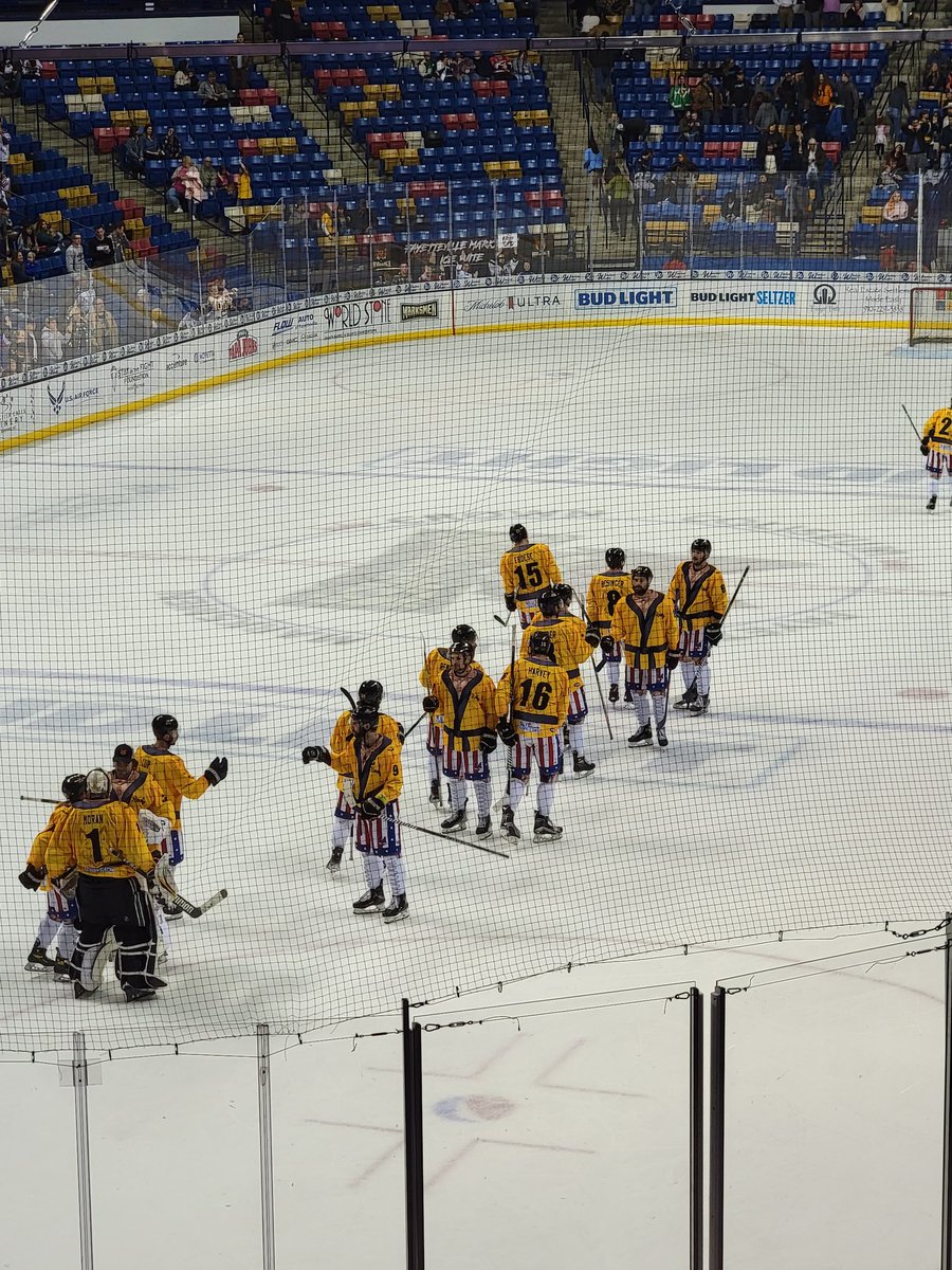 <a href="/Marksmen_Hockey/">Fayetteville Marksmen</a> had a real nail biter this evening!  Thanks to <a href="/flamingobonez/">kayla</a> and <a href="/waywardgeek922/">waywardgeek</a> for traveling to hang out with us!  #FearTheFox