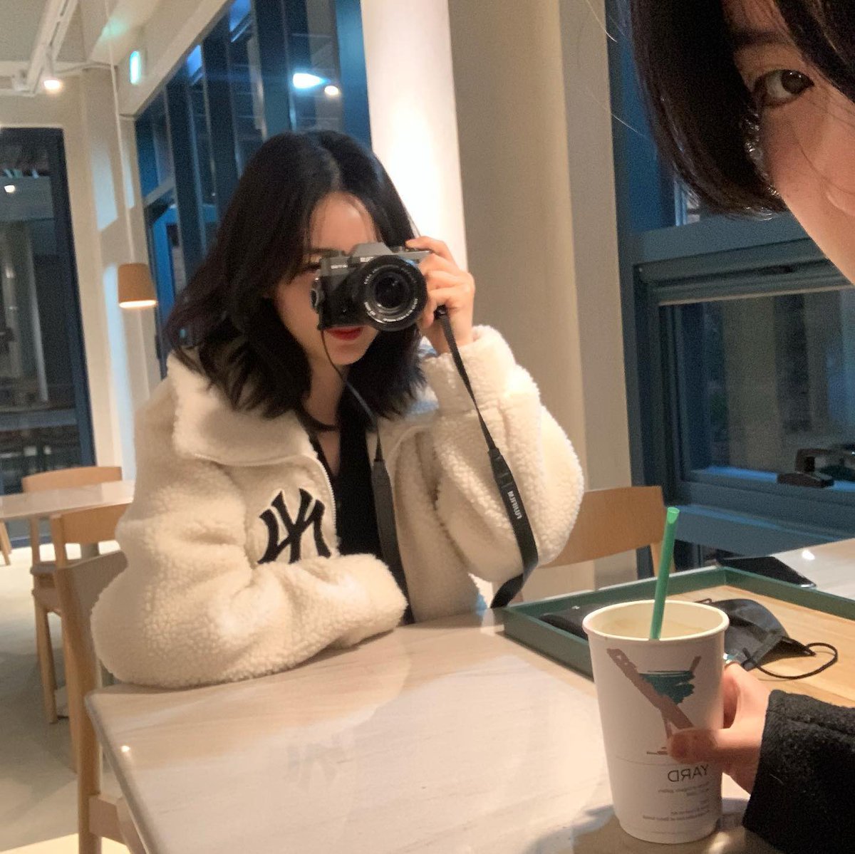 e_sin__0's tweet photo. 보라 인스타💜
#신보라 #하나 #ハナ #shinbora #hana https://t.co/gd75t0RAdY