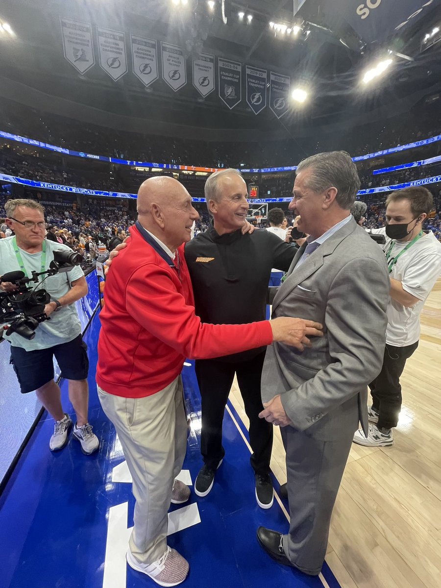 .<a href="/RickBarnesUT/">Rick Barnes</a> is in the finals vs a hot <a href="/aggiembk/">Texas A&M Basketball</a>  for the <a href="/SEC/">Southeastern Conference</a> title yet finds time to send me a prayer. What a special guy &amp; <a href="/Vol_Hoops/">Tennessee Basketball</a> lucky to have him .Lifts my spirits daily mentally &amp; emotionally.I had fab time seeing <a href="/karlravechespn/">Karl Ravech</a>  <a href="/CoachJimmyDykes/">Jimmy Dykes</a> <a href="/MartySmithESPN/">Marty Smith</a>