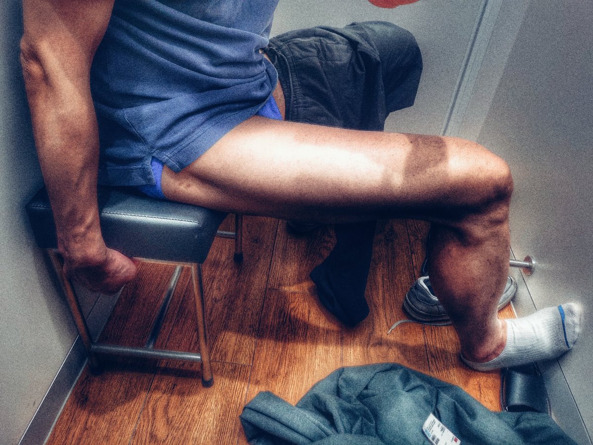 感觉我上一次去实体店买衣服还是几年前