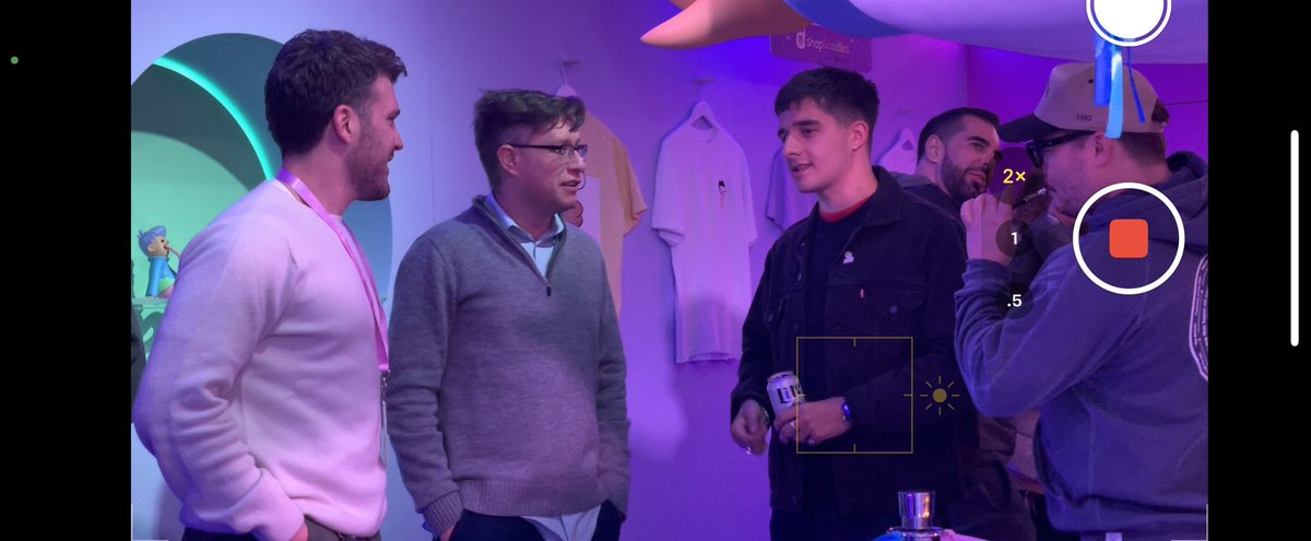 I met Beeple and he was really fucking nice gn 🙏