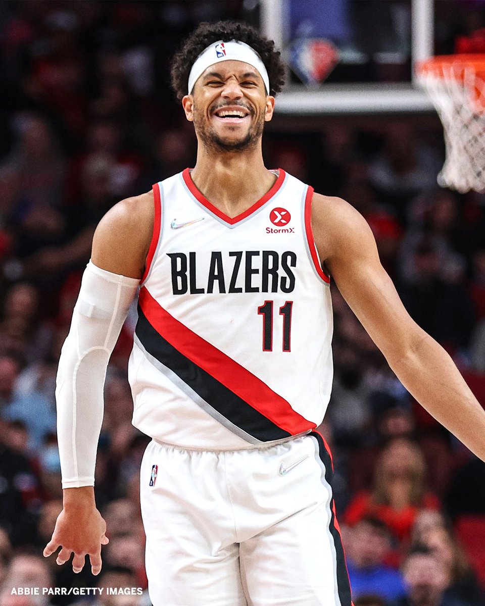 SportsCenter's tweet image. CAREER NIGHT FOR @JOSHHART 🤩

🔻 44 Pts
🔻 8 Reb
🔻 6 Ast
🔻 4 Stl
🔻 15-21 FG
🔻 6-9 3-PT FG