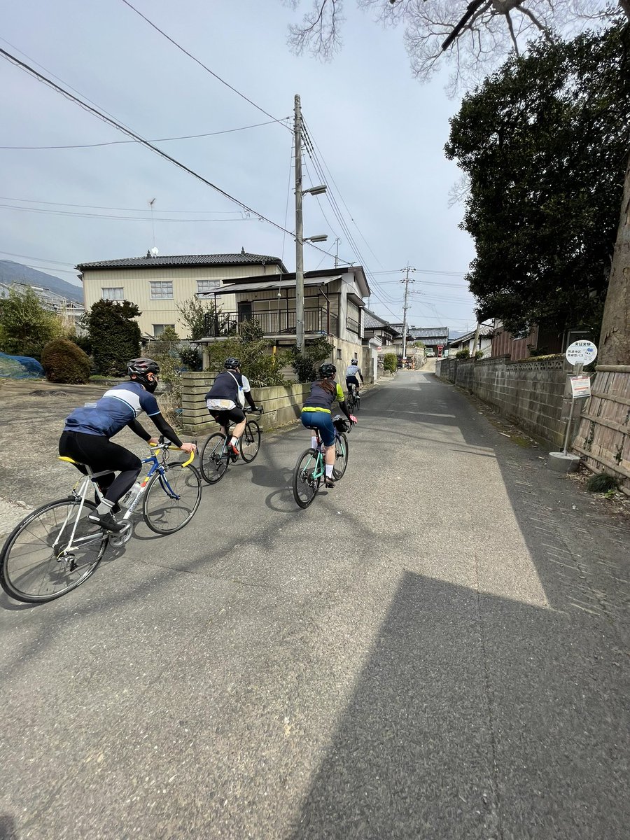 496CYCLO's tweet photo. #circleofdonuts https://t.co/7XLQOJ9vnL