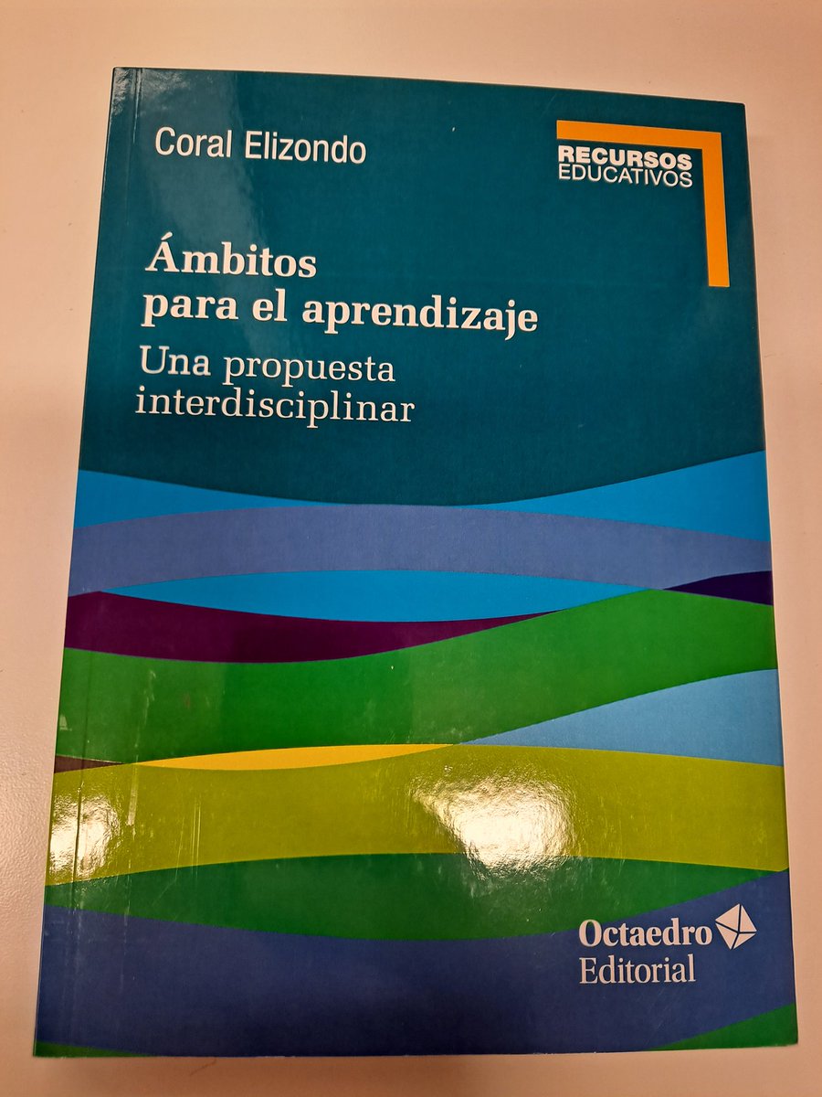 mkanovas's tweet photo. Este fin de semana hemos estado aprendiendo a preparar situaciones de aprendizaje por ámbitos, poniendo los andamiajes necesarios con @coralelizondo 
Muchas gracias Coral por tu cercanía, tu generosidad y tu saber. 
Caminamos juntos.
@SJO_GE @GIPdiocesans https://t.co/KwIH9v9X5Y