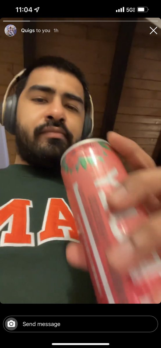 KToTheLow's tweet photo. It’s me and @hoopjunkee206 toasting 3000 miles away from each other FREQUENTLY #since08 https://t.co/BwqVeggo4o